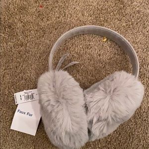 Old navy ear muffs fuzzy faux fur